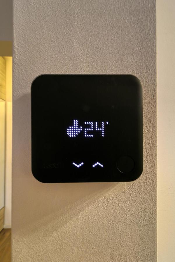 Inspiration Station: Cozy Apartment with Smart Thermostat near Ior Park Bucharest Exterior photo